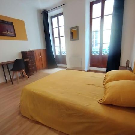 Appartement En Plein Centre. Carpentras Buitenkant foto